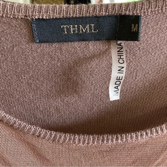 THML Anthropologie Women’s long sleeve dress size medium. great condition! - Picture 8 of 9